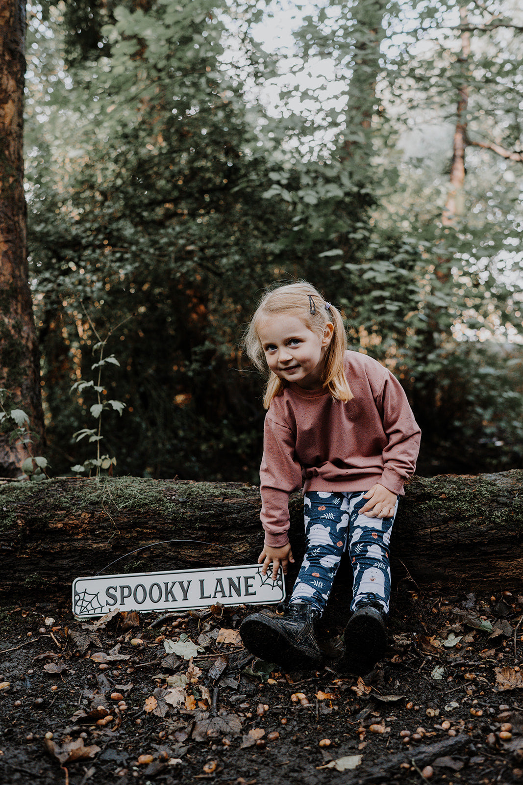 Grey Ghosts Halloween Toddler & Children's Jersey Leggings