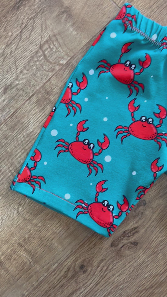 Load and play video in Gallery viewer, Summer Crabs Toddler &amp;amp; Children&amp;#39;s Jersey Shorts
